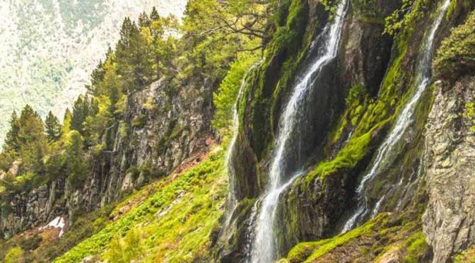 Apartaments Sort Pirineus Экстерьер фото